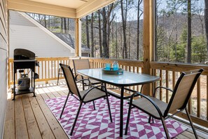 Whether it's grilling or enjoying your meal outdoors, do it bug free on our screen porch!