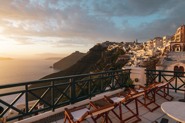 Exterior - Delion View Hotel (Santorini)