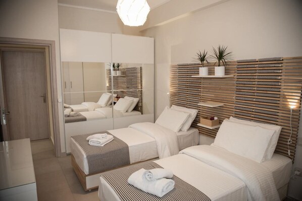 2 bedrooms, desk, soundproofing, free WiFi