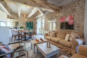 مدفأة، كُتُب