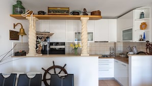 Apartment (Two Bedroom Apartment with Balcony an) | Interior - Apartment Koke (Dubrovnik)