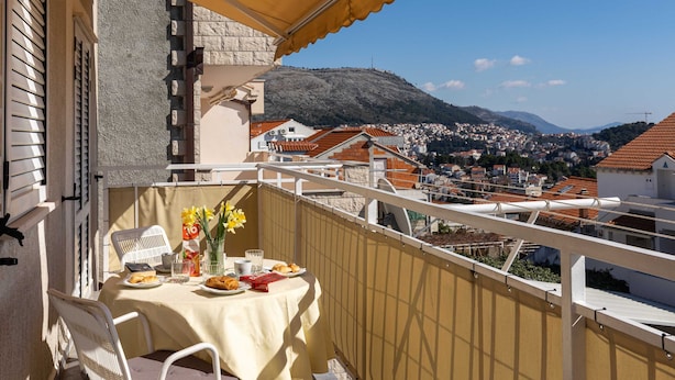 Apartment (Two Bedroom Apartment with Balcony an) | Balcony - Apartment Koke (Dubrovnik)