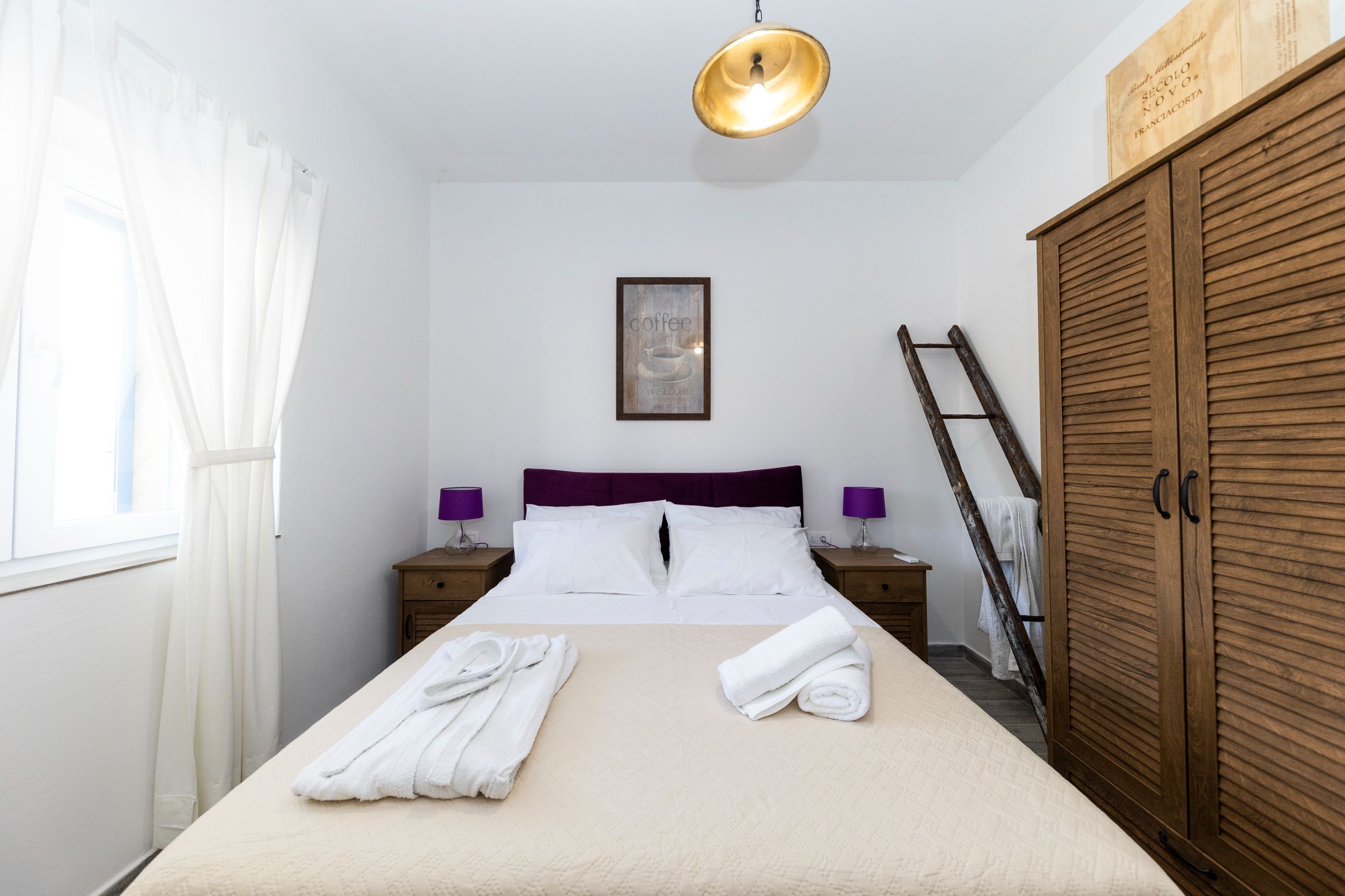 Traditional Villa, 5 Bedrooms, Private Pool, Sea View | 5 bedrooms, individually decorated, individually furnished