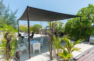 Habitación Deluxe doble | Terraza o patio