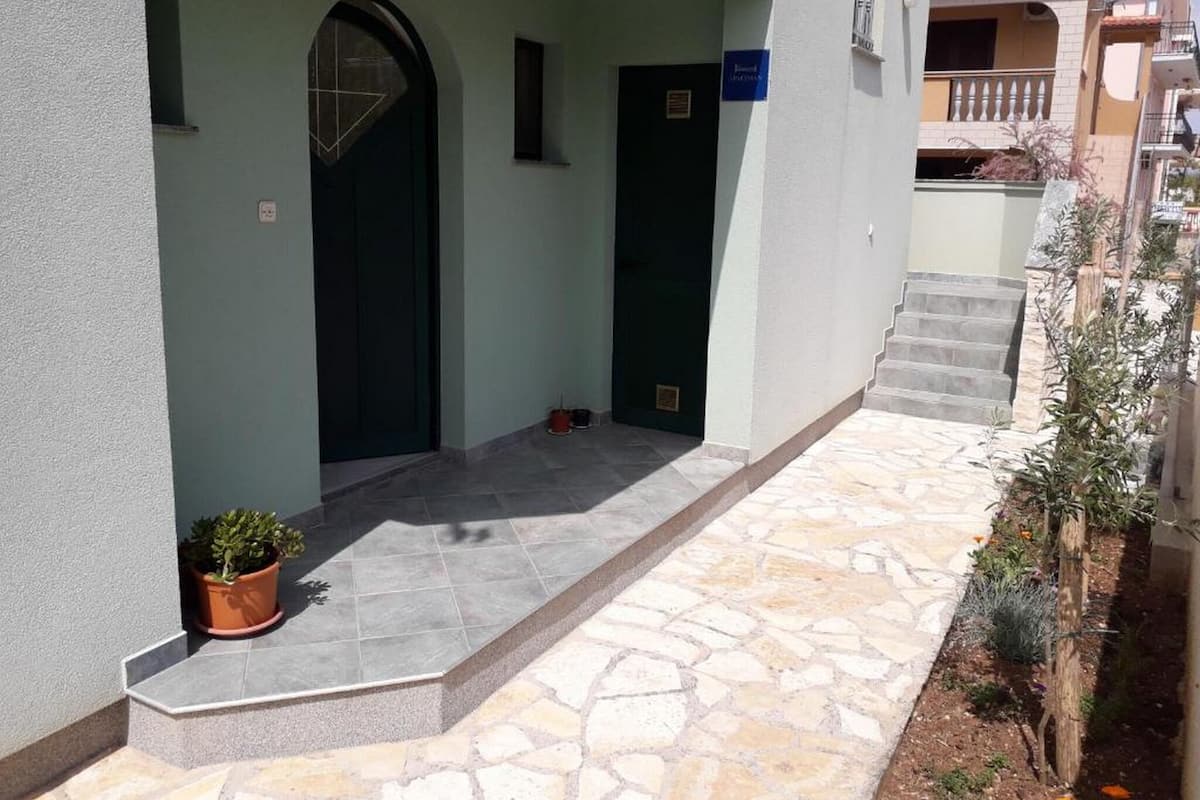 Apartment (Two Bedroom Apartment with Terrace) | Exterior