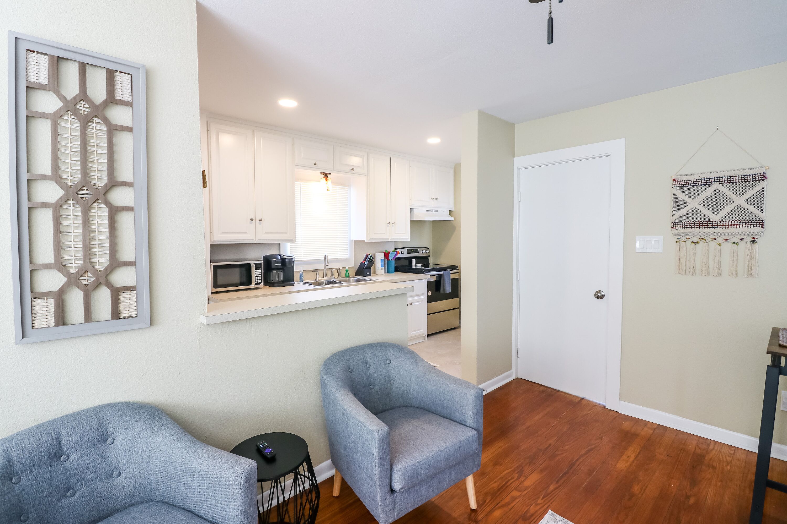 Old Bay All Day: All You Need for a Relaxing Stay!