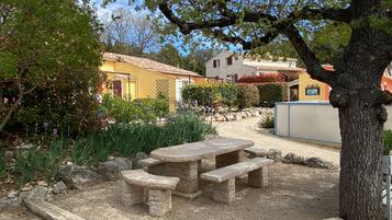 Servei de restauració a l'aire lliure