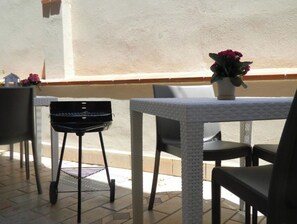 Outdoor dining - Villa Borgo dei Pescatori (Torre Faro)