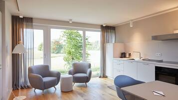 Apartment, 3 Bedrooms | Iron/ironing board, free WiFi, bed sheets