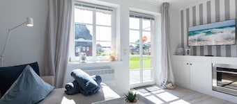 Vacation home Deichglück Ahoy for up to 5 people