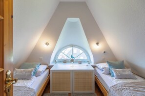 3 Schlafzimmer, Reisekinderbett, kostenloses WLAN