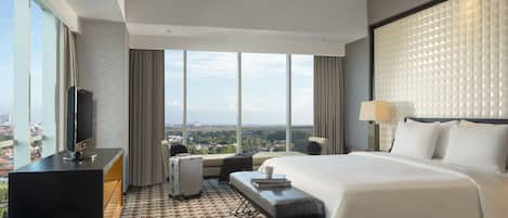 Prominent Suite | 1 habitación, minibar, escritorio y cortinas blackout