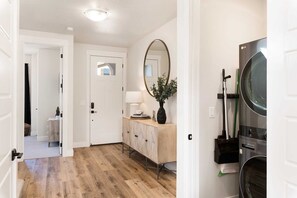 하우스, 침실 5개 | 내부