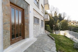 Exterior detail - GuestHost - Charming apt with parking! (Torino)