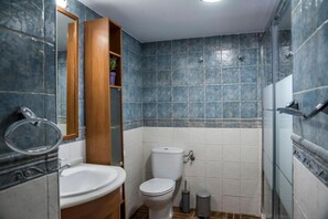 Shower - House (Córdoba)