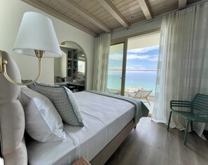 5 bedrooms, Egyptian cotton sheets, premium bedding - Byblos Aqua, The Amazing Sea Front Villa (Thasos)