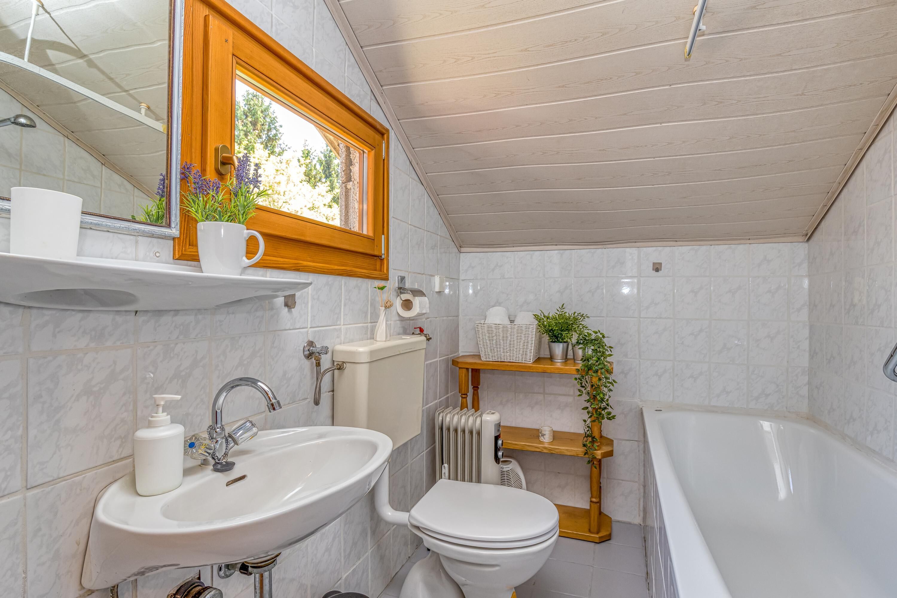 Family Friendly Rural Oasis