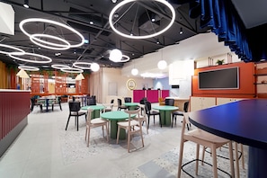 Café da manhã com buffet diário (PLN 59 por pessoa)
