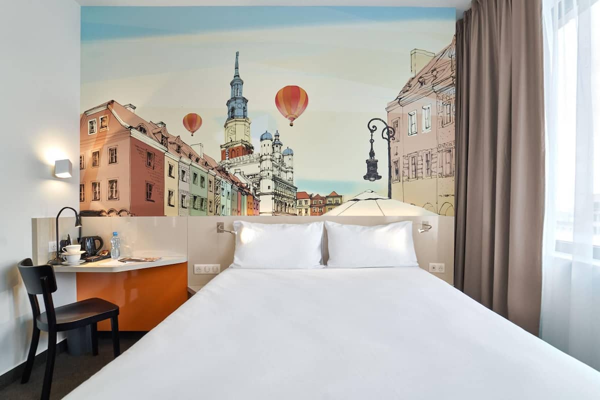 Standard Room | Desk, laptop workspace, soundproofing, free WiFi