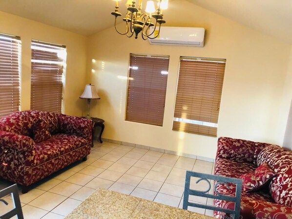 Living area - Casa Parra: Cozy 1-bedroom Rental (San Felípe)