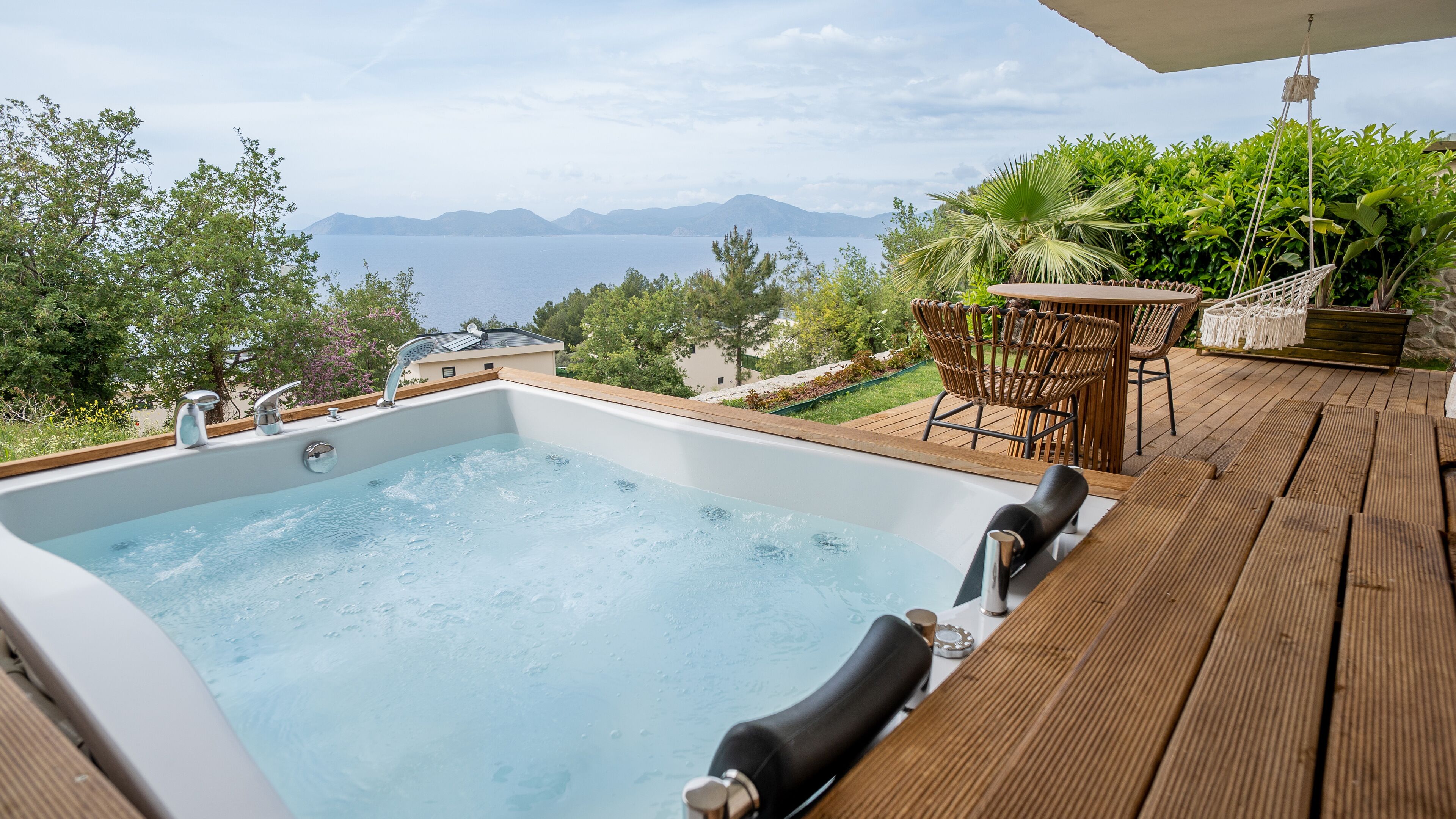 Suite estudio Premium, 1 cama de matrimonio grande, vistas al mar | Vistas desde la habitación