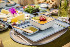 รวมอาหารเช้าสไตล์อังกฤษเต็มรูปแบบ ทุกวัน