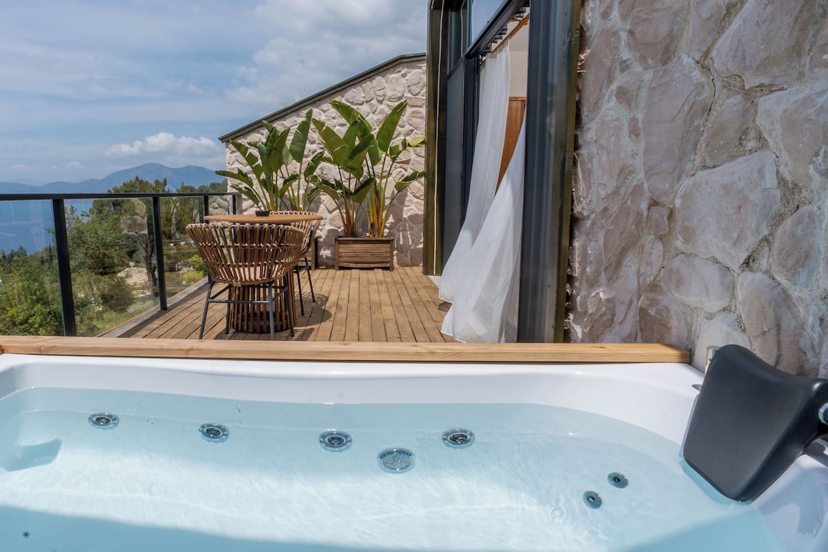 Superior Studio Suite, 1 Bedroom | Balcony