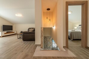 4 camere, ferro/asse da stiro, Wi-Fi gratuito, lenzuola