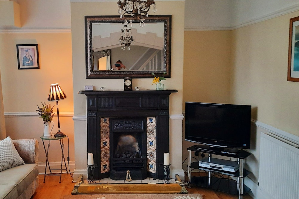 Cosy and Stylish House on the Coast Near Liverpool