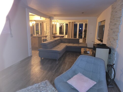 Villa 8p piscine +spa + climatisation proche des plages