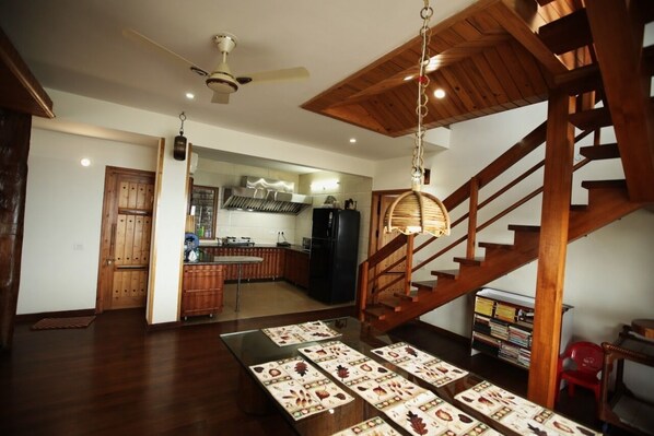 Living area - Echor The Rustic Retreat Kasauli (Kasauli)