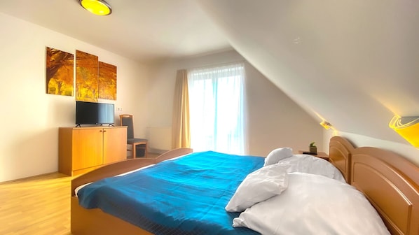 Habitación estándar con 1 cama matrimonial o 2 individuales | Wifi gratis y ropa de cama