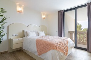 7 Schlafzimmer, Bügeleisen/Bügelbrett, kostenloses WLAN, Bettwäsche