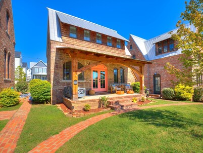 Carlton Landing-The Coral Cottage