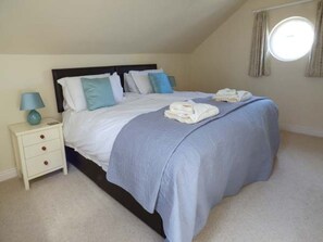 3 Schlafzimmer, Bügeleisen/Bügelbrett, Reisekinderbett, kostenloses WLAN