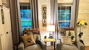Maison, plusieurs lits (Creekside #3580) | Coin séjour