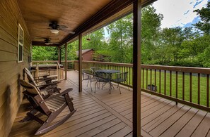 House, Multiple Beds (Creekside #3580) | Outdoor dining - Creekside #3580 (Cosby)