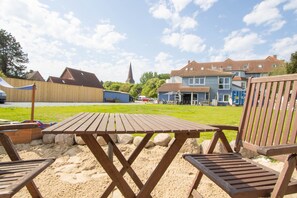 Outdoor dining - Ferienwohnung Blå mit Garten in Strandnähe (Fehmarn)