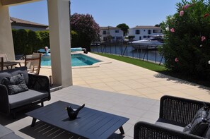 Piscine extérieure, piscine chauffée