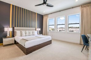 6 bedrooms, desk, iron/ironing board, travel cot