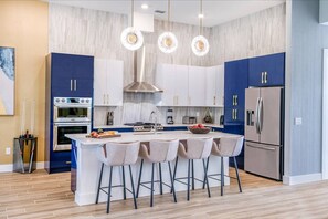 Fridge, microwave, oven, stovetop - Luxe Villa w/ Superhero Theme BR, Secret Gaming RM & Theater, Pool - Near Disney (Davenport)