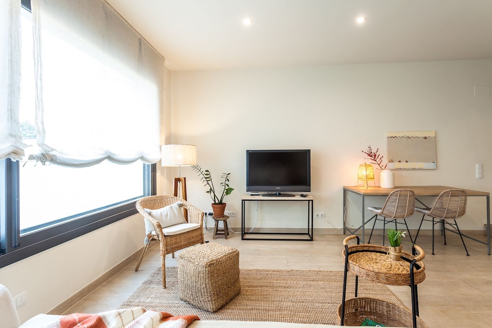 House 20 Minutes From Barcelona And High Capacity Wifi - Barcelona