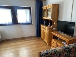 Interior - Studio apartment in front of Sassolungo mountain (Trentino-Alto Adige)