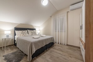 4 bedrooms, in-room safe, free cots/infant beds, bed sheets - Villa Petar (Benkovac)