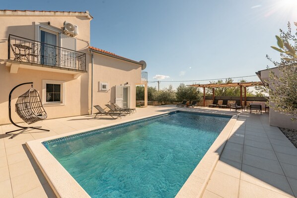 Pool - Villa Petar (Benkovac)