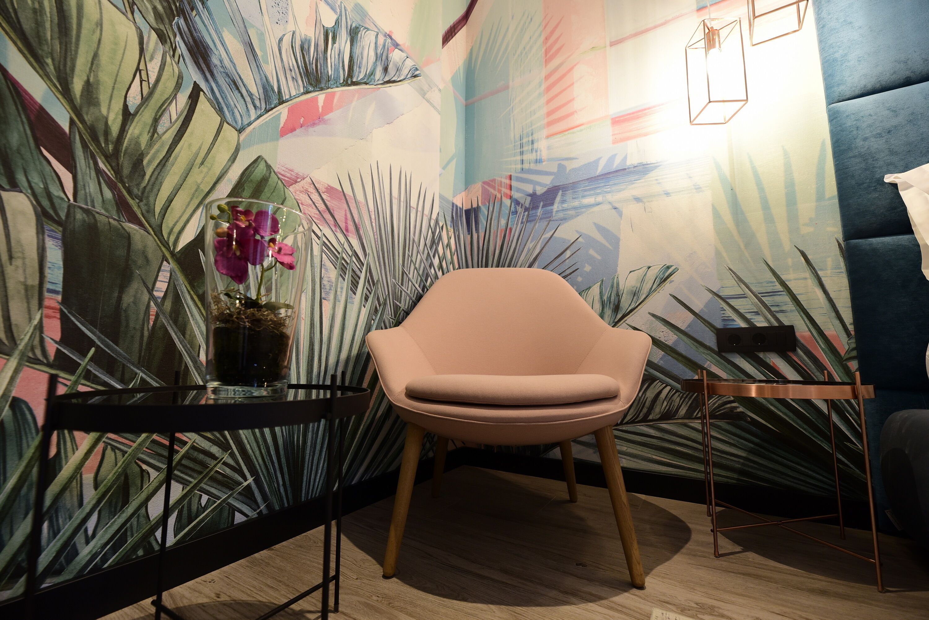 Deluxe Room | In-room safe, iron/ironing board, free WiFi, bed sheets