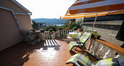 Tara - 70 m From Beach - SA2 Rozi