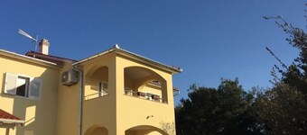 Bura - With Terrace and Grill - A