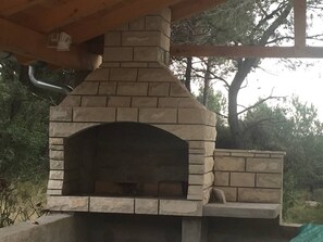 BBQ/picnic area - Bura - With Terrace and Grill - A (Sibenik)