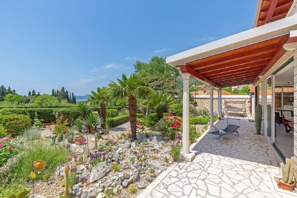 Estudio (Silverija - garden and parking - SA3() | Exterior